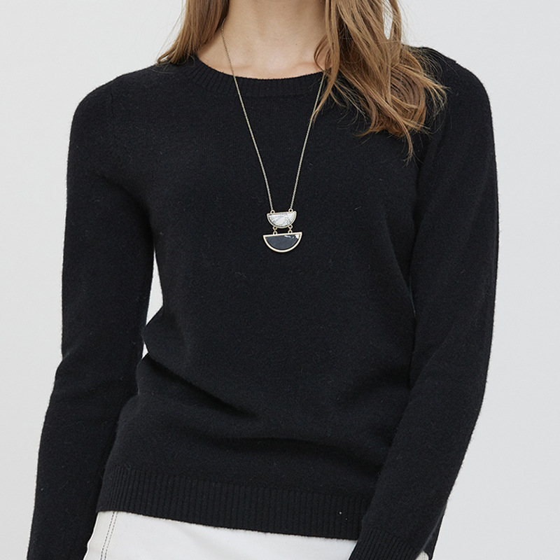 Round Neck Pure Wool Women's Long Sleeve Pullover Loose Sweater - Image 2